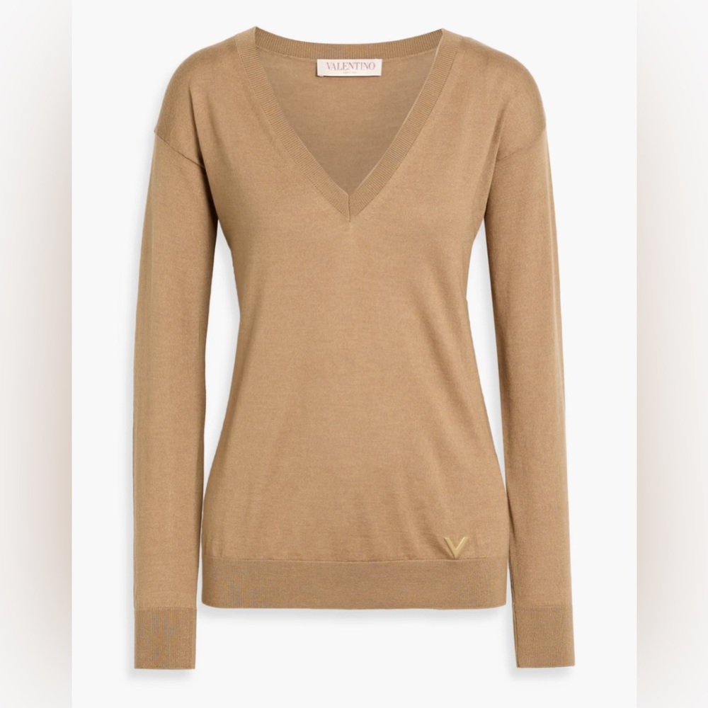 Valentino (nwt $2,100)  V-neck Knit Sweater in Camel Cashmere Sz Large / US 8